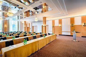 Radisson Blu Senator Hotel