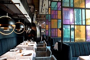 Radisson Blu Senator Hotel