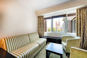 Radisson Blu Senator Hotel