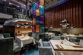 Radisson Blu Senator Hotel