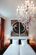 Grand Museum Hotel, BW Signature Collection