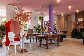 Grand Museum Hotel, BW Signature Collection