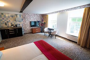 Grand Museum Hotel, BW Signature Collection
