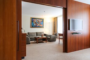 Le Royal Hotels & Resorts