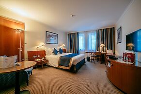 Le Royal Hotels & Resorts