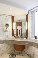 Le Royal Hotels & Resorts