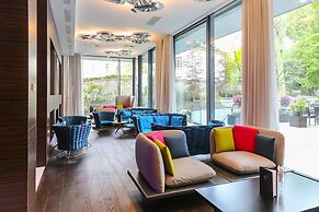 Le Royal Hotels & Resorts