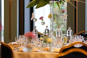 Le Royal Hotels & Resorts