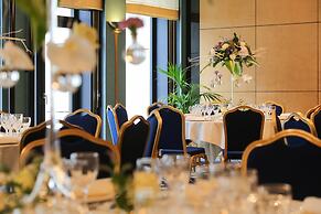 Le Royal Hotels & Resorts