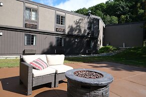 Fireside Inn & Suites West Lebanon