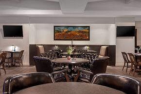 Ramada Plaza by Wyndham Calgary Downtown