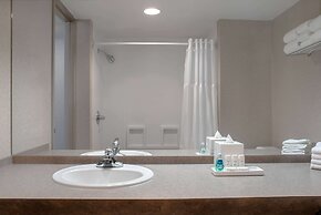 Ramada Plaza by Wyndham Calgary Downtown