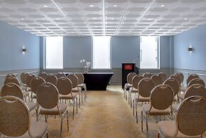 Ramada Plaza by Wyndham Calgary Downtown