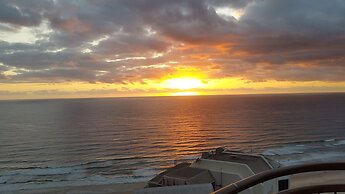 Beachcomber Surfers Paradise