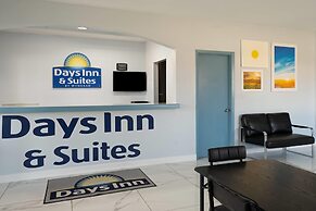 Days Inn & Suites by Wyndham Byram