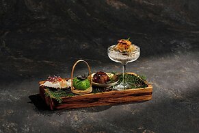 Frasers House, a Luxury Collection Hotel, Singapore