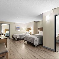 Travelodge by Wyndham Saskatoon