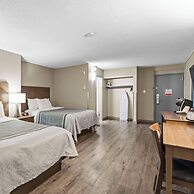 Travelodge by Wyndham Saskatoon