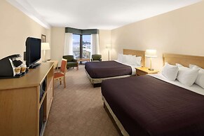Travelodge by Wyndham Saskatoon