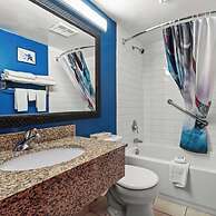 Travelodge by Wyndham Saskatoon