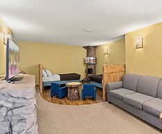 Travelodge by Wyndham Saskatoon