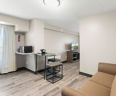 Travelodge by Wyndham Saskatoon