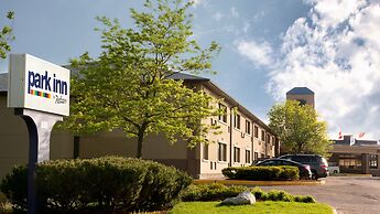 Park Inn By Radisson Toronto - Markham