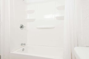 Days Inn by Wyndham Gallup