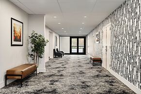 DoubleTree by Hilton Pittsburgh - Green Tree