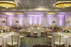 DoubleTree by Hilton Pittsburgh - Green Tree