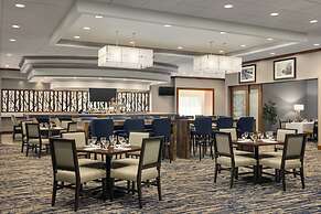 DoubleTree by Hilton Pittsburgh - Green Tree