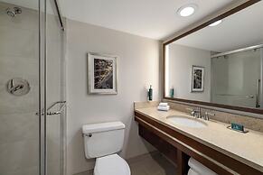 DoubleTree by Hilton Pittsburgh - Green Tree