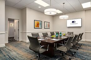 DoubleTree by Hilton Pittsburgh - Green Tree