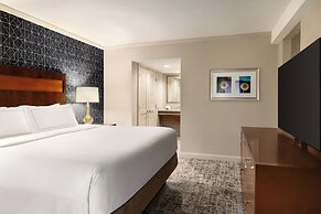 DoubleTree by Hilton Pittsburgh - Green Tree