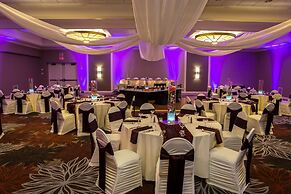 DoubleTree by Hilton Pittsburgh - Green Tree