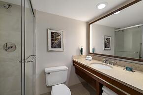DoubleTree by Hilton Pittsburgh - Green Tree