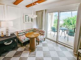 Casa Marina Key West, Curio Collection by Hilton