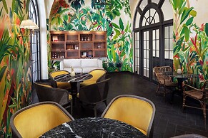 Casa Marina Key West, Curio Collection by Hilton