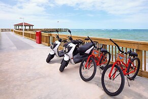 Casa Marina Key West, Curio Collection by Hilton