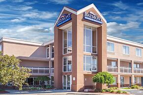 Baymont by Wyndham Madison Heights Detroit Area