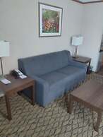 Baymont by Wyndham Madison Heights Detroit Area
