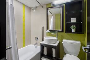 Crowne Plaza Kitchener-Waterloo by IHG