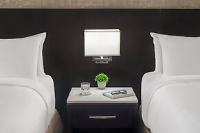 Crowne Plaza Kitchener-Waterloo by IHG