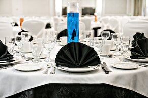 Crowne Plaza Kitchener-Waterloo by IHG