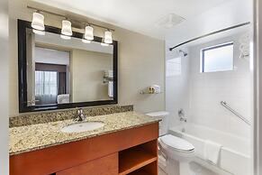 Best Western Plus Rose City Suites