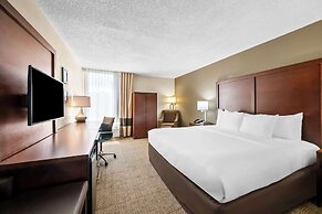 Comfort Inn & Suites Durham near Duke University