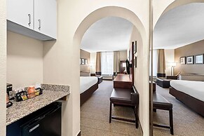 Comfort Inn & Suites Durham near Duke University