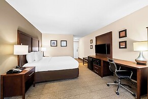 Comfort Inn & Suites Durham near Duke University