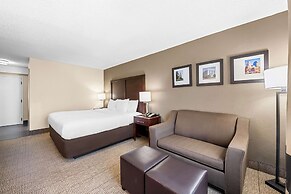 Comfort Inn & Suites Durham near Duke University