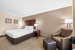 Comfort Inn & Suites Durham near Duke University